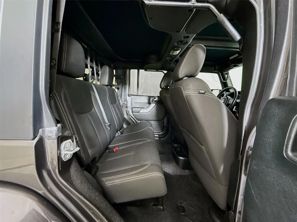 2018 Jeep Wrangler - Image 16 of 31