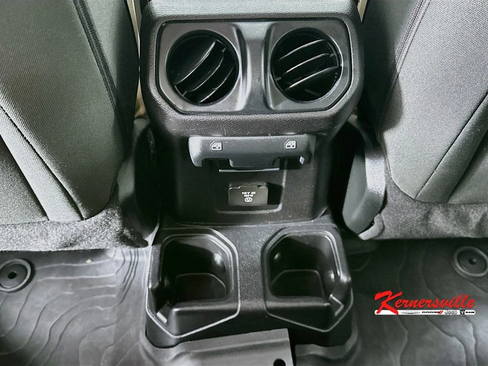 2018 Jeep Wrangler - Image 21 of 24