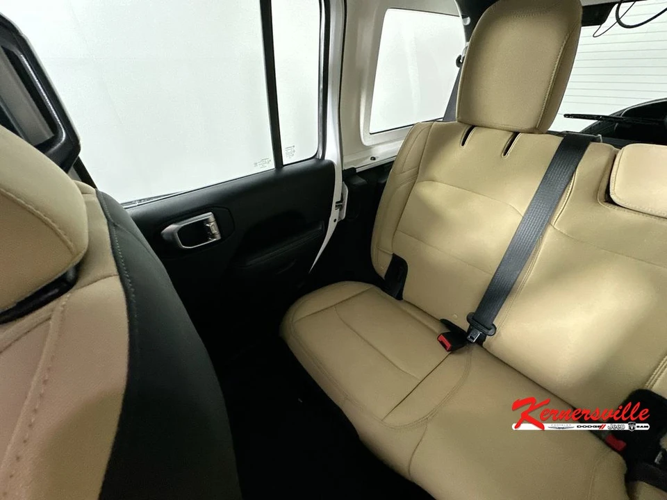 2018 Jeep Wrangler - Image 12 of 24