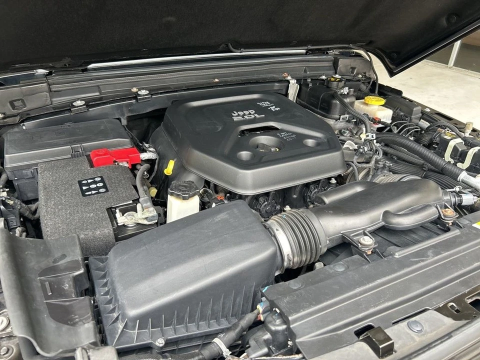 2018 Jeep JL Wrangler - Image 12 of 12