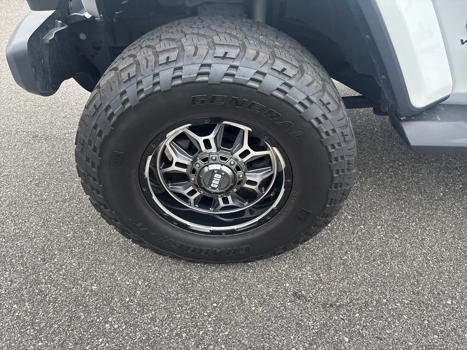 2018 Jeep JL Wrangler - Image 8 of 12