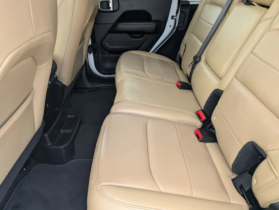 2018 Jeep JL Wrangler - Image 9 of 21