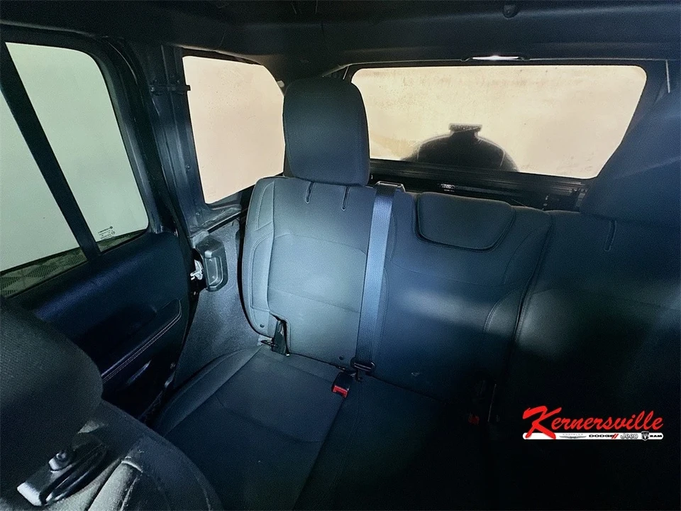 2018 Jeep JL Wrangler - Image 12 of 21