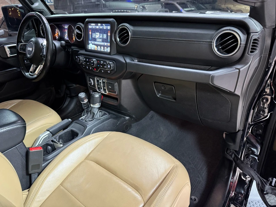 2018 Jeep JL Wrangler - Image 11 of 12