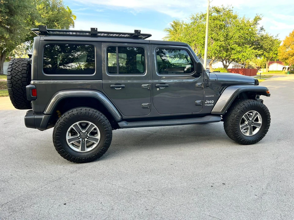 2018 Jeep JL Wrangler - Image 20 of 31