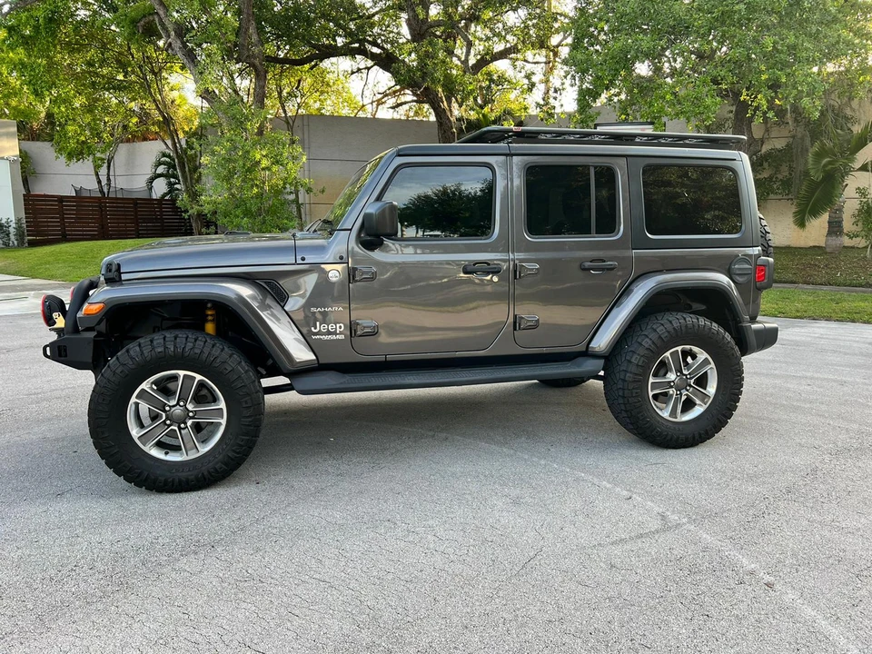 2018 Jeep JL Wrangler - Image 12 of 31