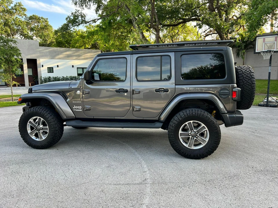 2018 Jeep JL Wrangler - Image 14 of 31