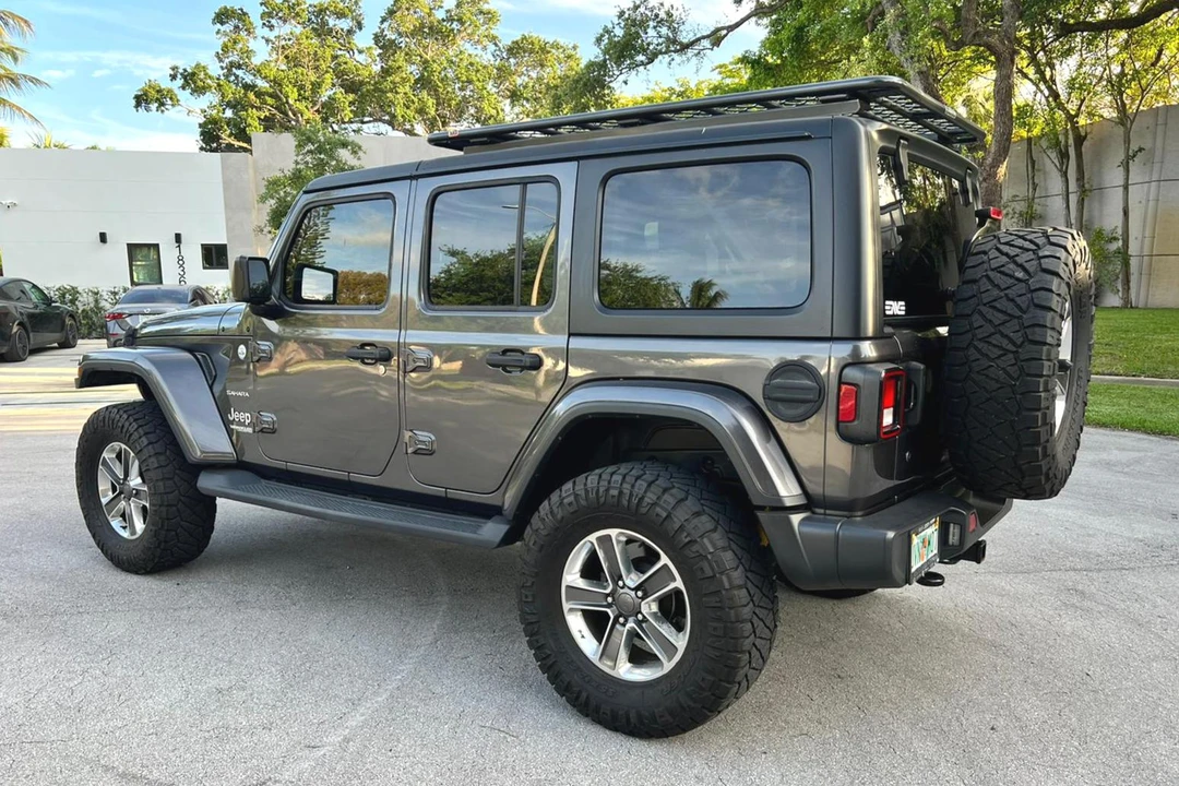 2018 Jeep JL Wrangler - Image 4 of 31