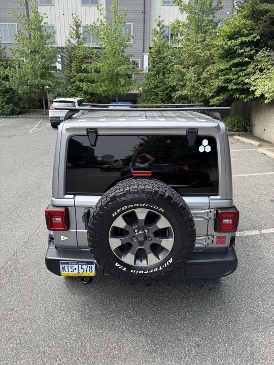 2018 Jeep JL Wrangler - Image 30 of 31