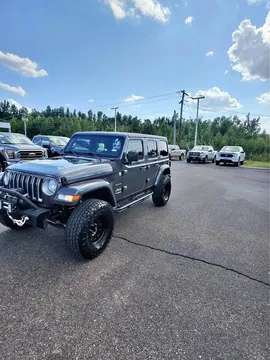 2018 Jeep Wrangler Unlimited Sahara Altitude
