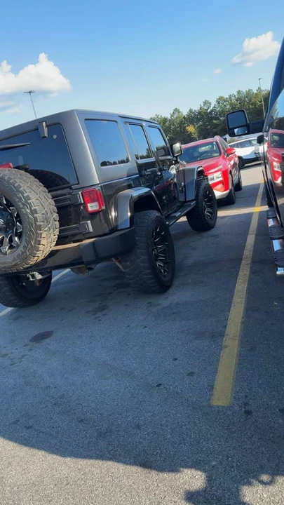 2018 Jeep JK Wrangler - Image 6 of 7