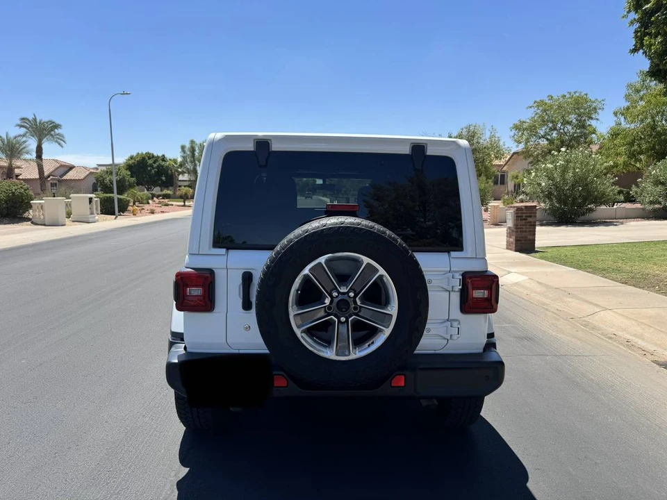 2018 Jeep JL Wrangler - Image 5 of 12