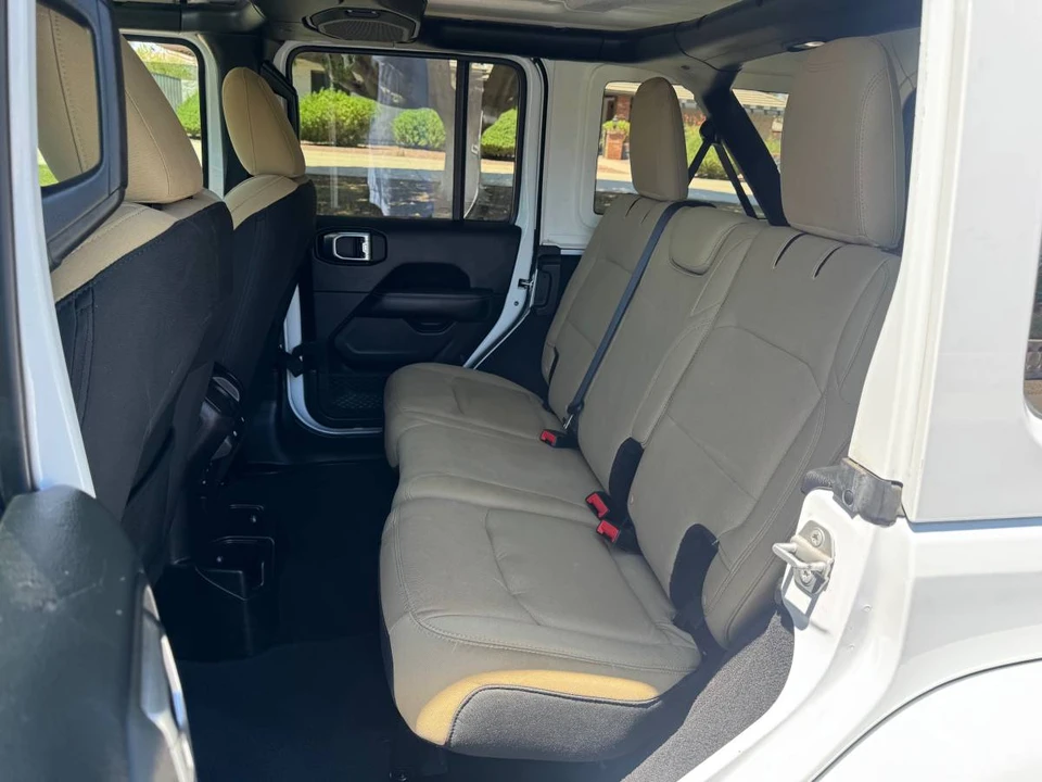 2018 Jeep JL Wrangler - Image 9 of 12