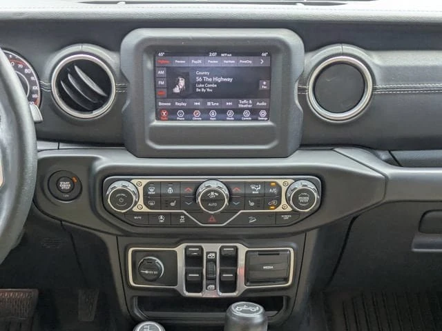 2018 Jeep JK Wrangler - Image 17 of 18
