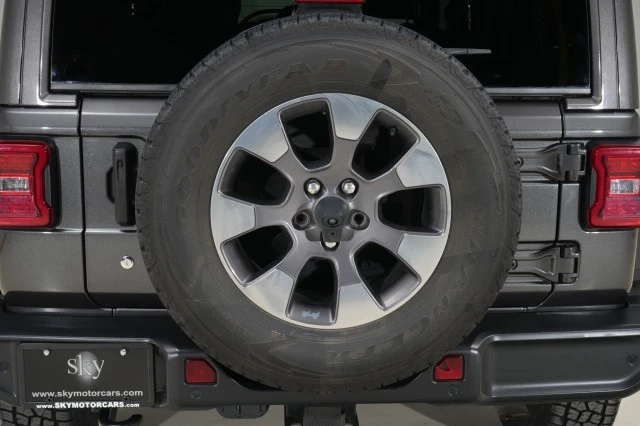 2018 Jeep JL Wrangler - Image 17 of 21