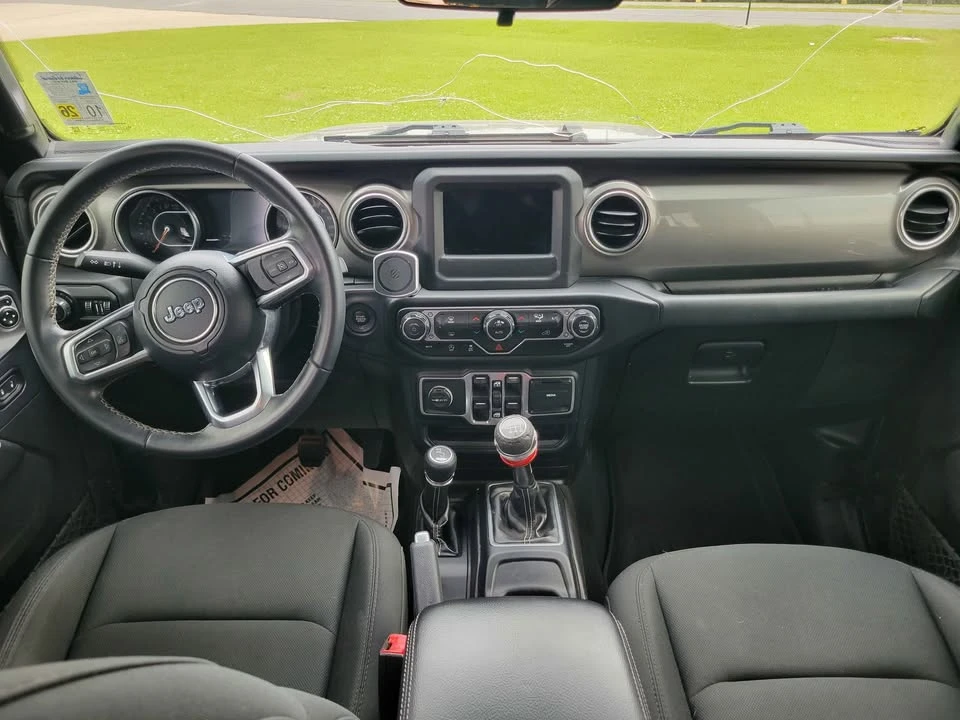 2018 Jeep Wrangler - Image 13 of 18