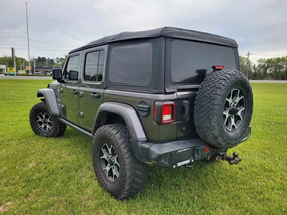 2018 Jeep Wrangler - Image 9 of 18