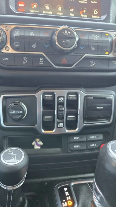 2018 Jeep JK Wrangler - Image 10 of 18