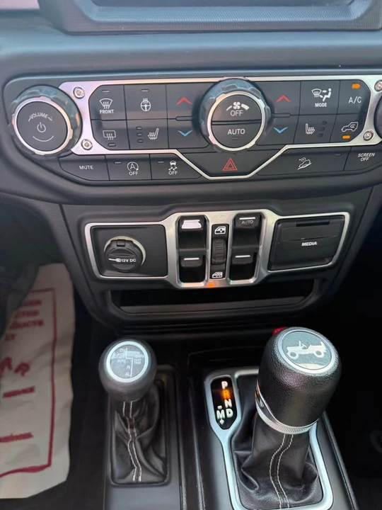 2018 Jeep JK Wrangler - Image 16 of 18