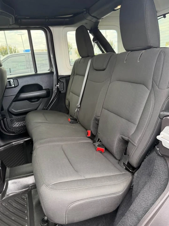 2018 Jeep JK Wrangler - Image 17 of 17
