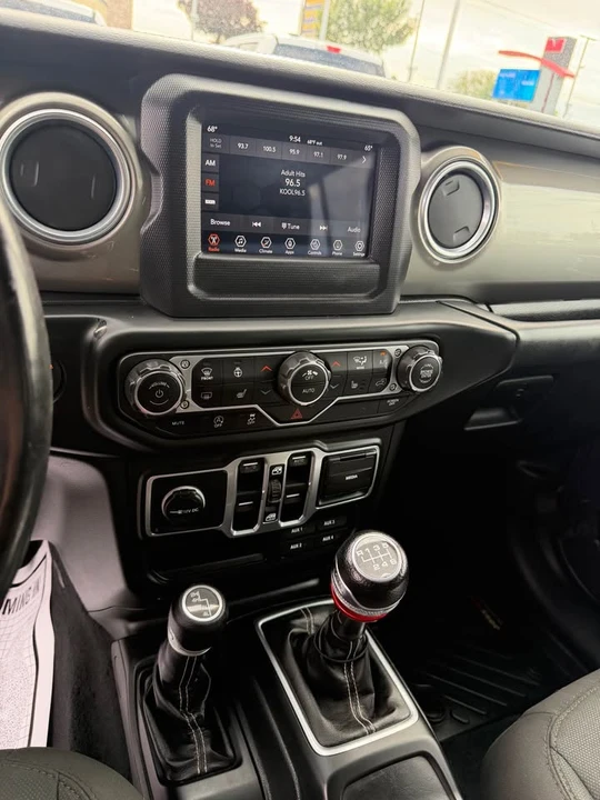 2018 Jeep JK Wrangler - Image 12 of 17