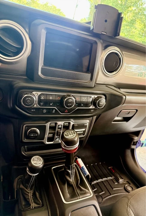 2018 Jeep JK Wrangler - Image 13 of 19