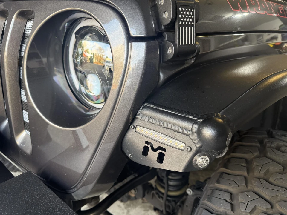 2018 Jeep JL Wrangler - Image 24 of 31