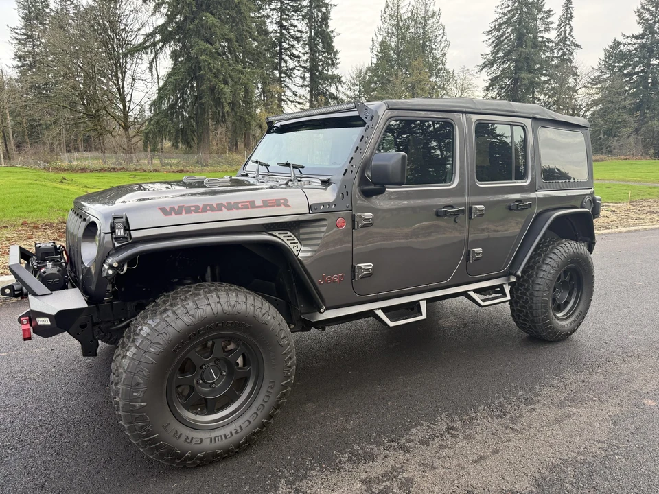 2018 Jeep JL Wrangler - Image 3 of 31