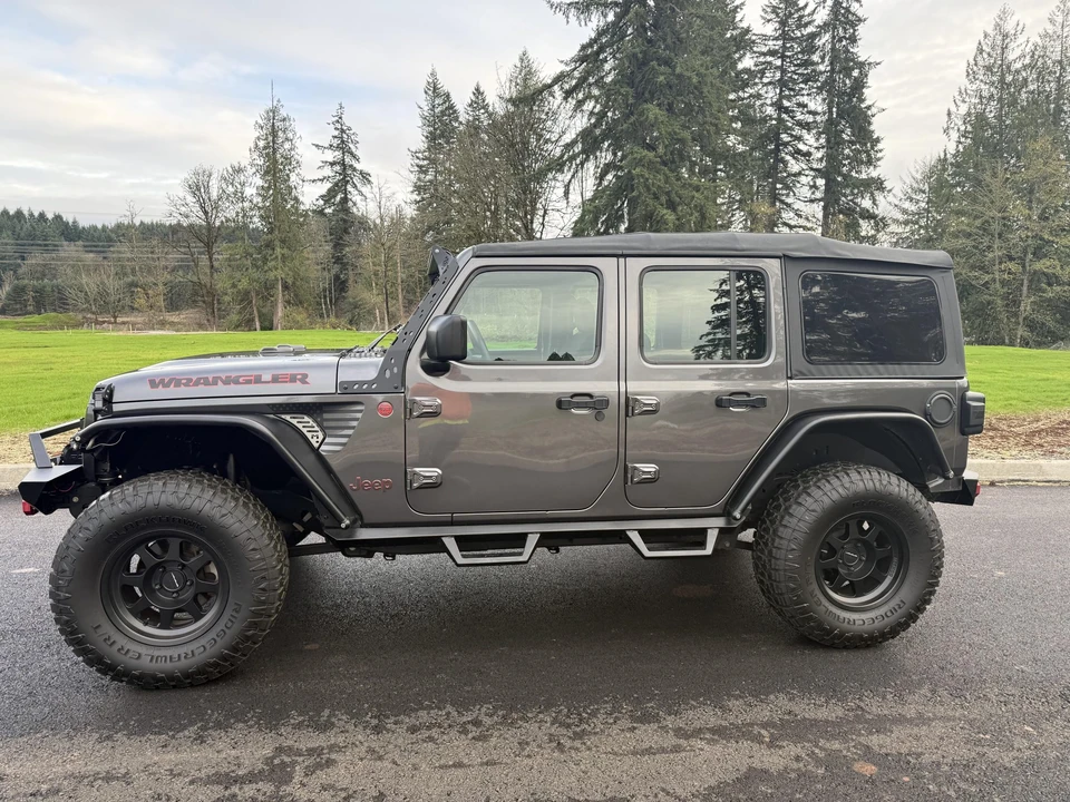 2018 Jeep JL Wrangler - Image 4 of 31