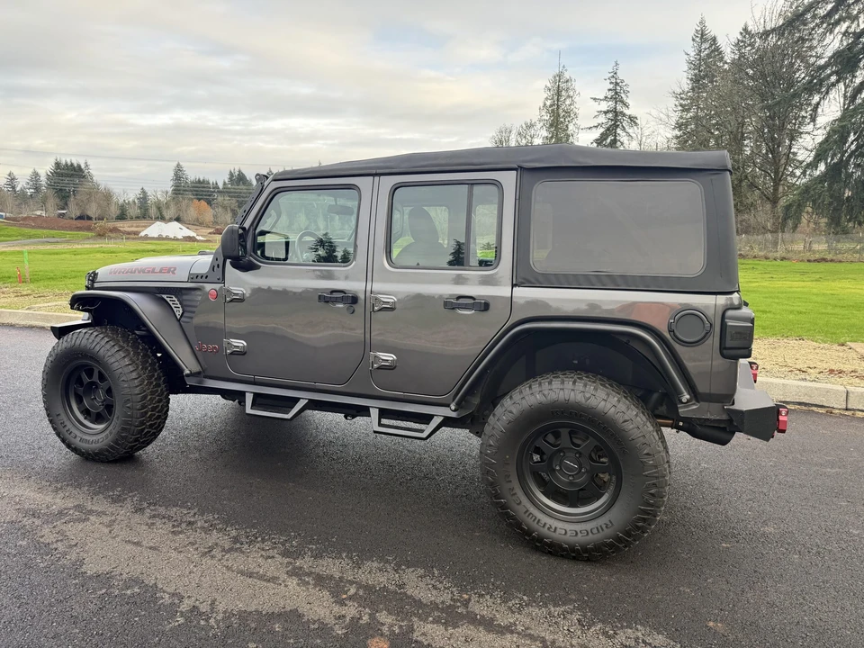2018 Jeep JL Wrangler - Image 5 of 31