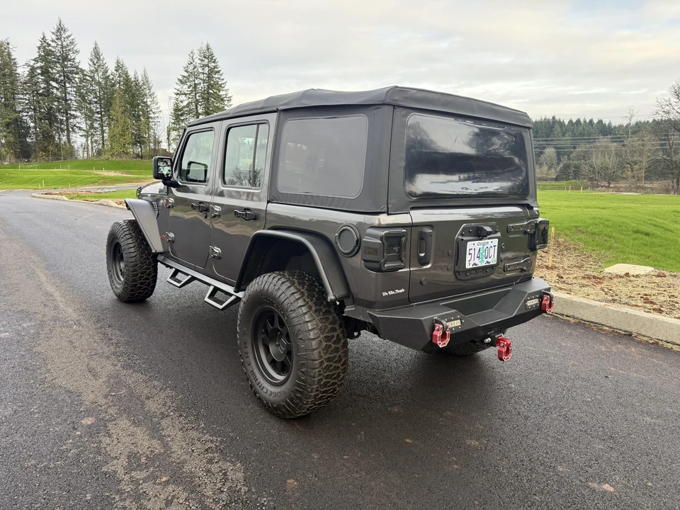 2018 Jeep JL Wrangler - Image 6 of 31