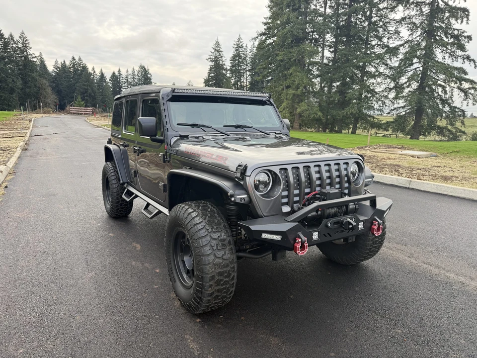 2018 Jeep JL Wrangler - Image 12 of 31