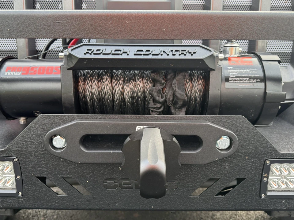 2018 Jeep JL Wrangler - Image 23 of 31