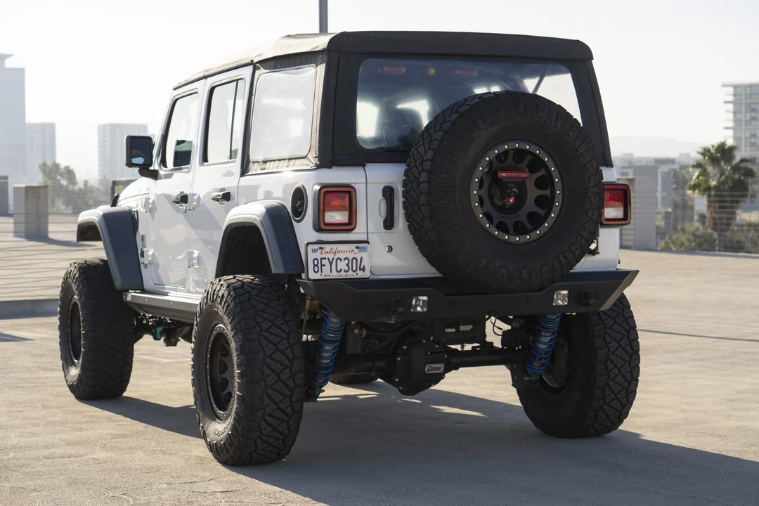2018 Jeep JL Wrangler - Image 8 of 31