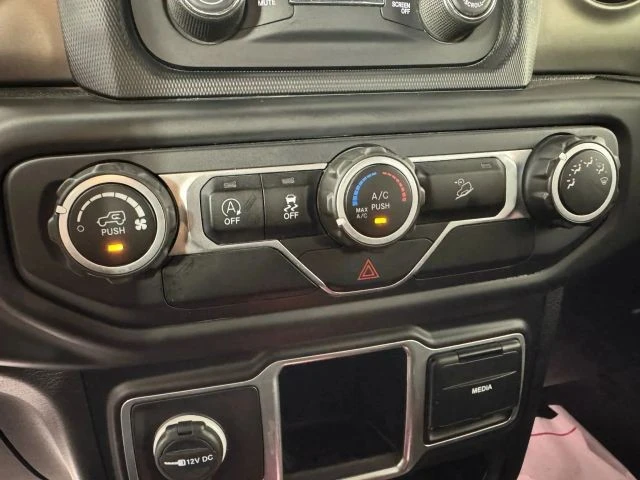 2018 Jeep JK Wrangler - Image 20 of 21