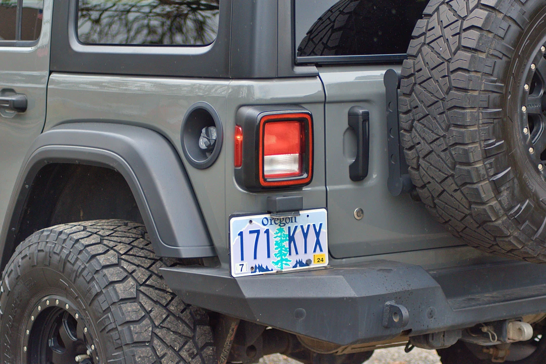 2018 Jeep JL Wrangler - Image 16 of 31