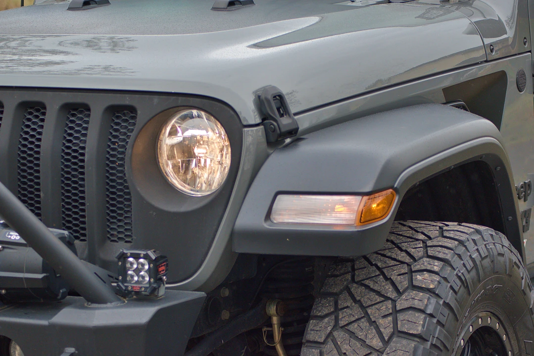 2018 Jeep JL Wrangler - Image 14 of 31