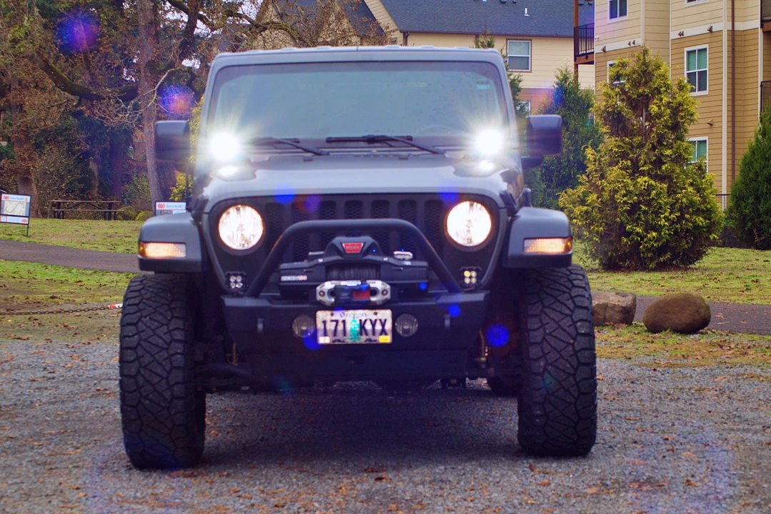 2018 Jeep JL Wrangler - Image 6 of 31