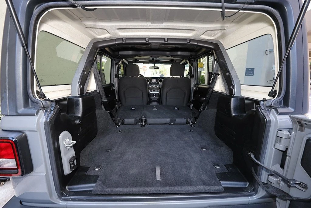 2018 Jeep - Image 12 of 31