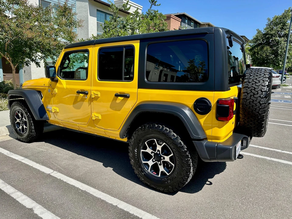 2018 Jeep JL Wrangler - Image 4 of 31