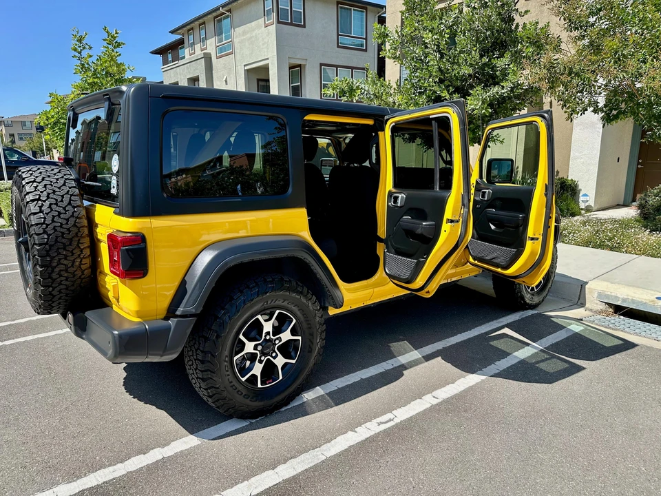 2018 Jeep JL Wrangler - Image 30 of 31