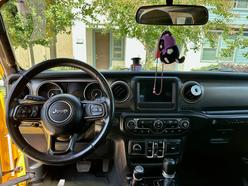 2018 Jeep JL Wrangler - Image 23 of 31