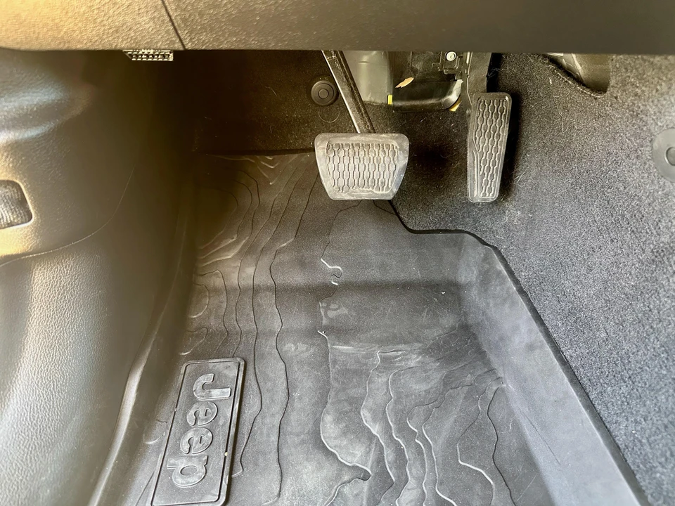 2018 Jeep JL Wrangler - Image 26 of 31