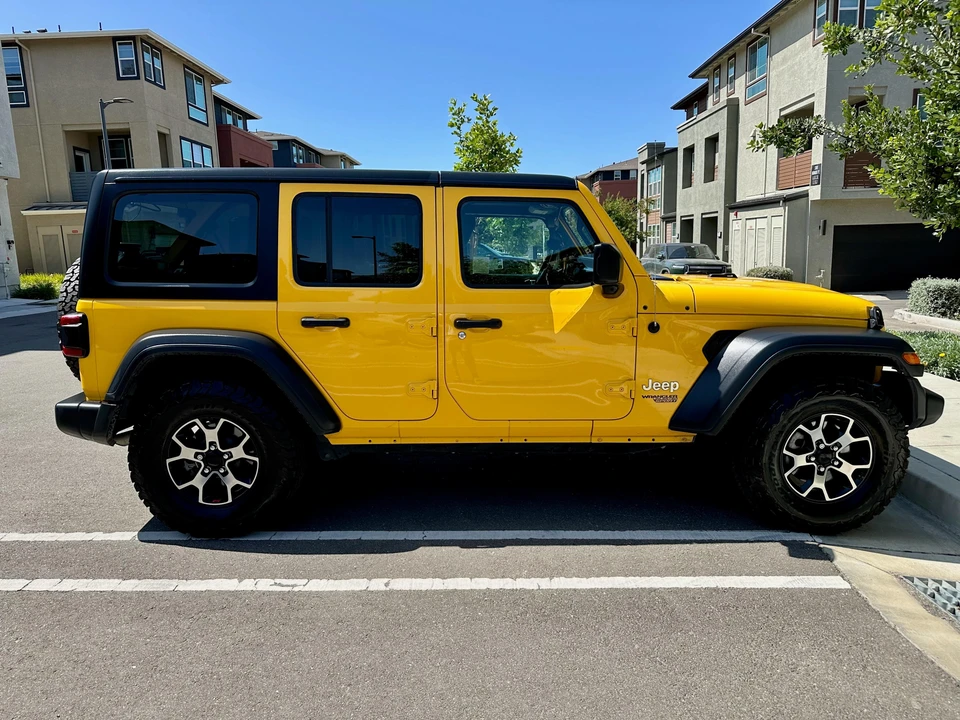 2018 Jeep JL Wrangler - Image 3 of 31