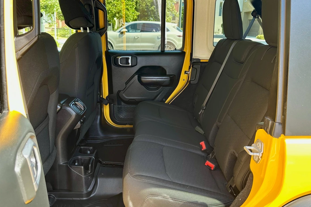 2018 Jeep JL Wrangler - Image 17 of 31