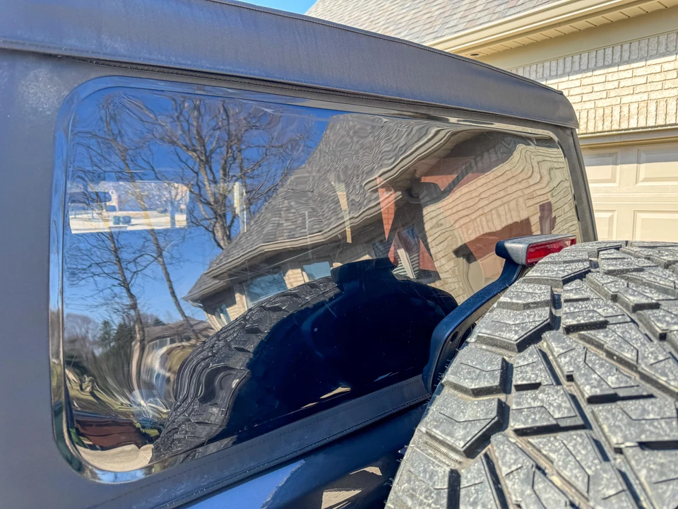 2018 Jeep JL Wrangler - Image 23 of 31
