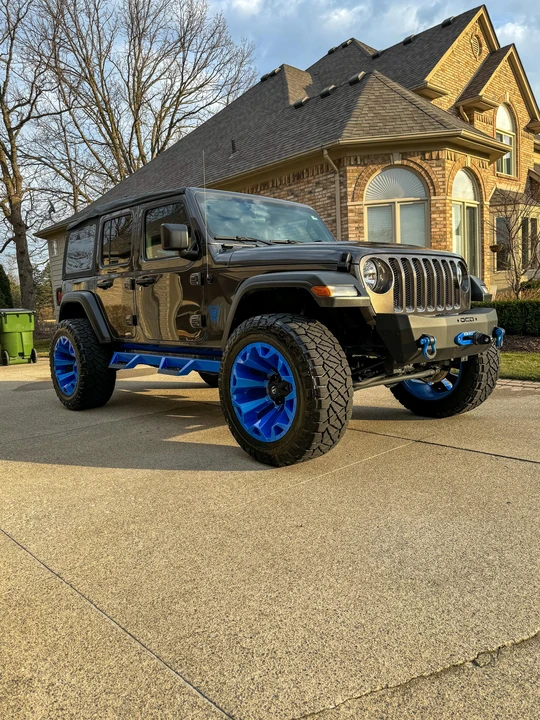 2018 Jeep JL Wrangler - Image 13 of 31