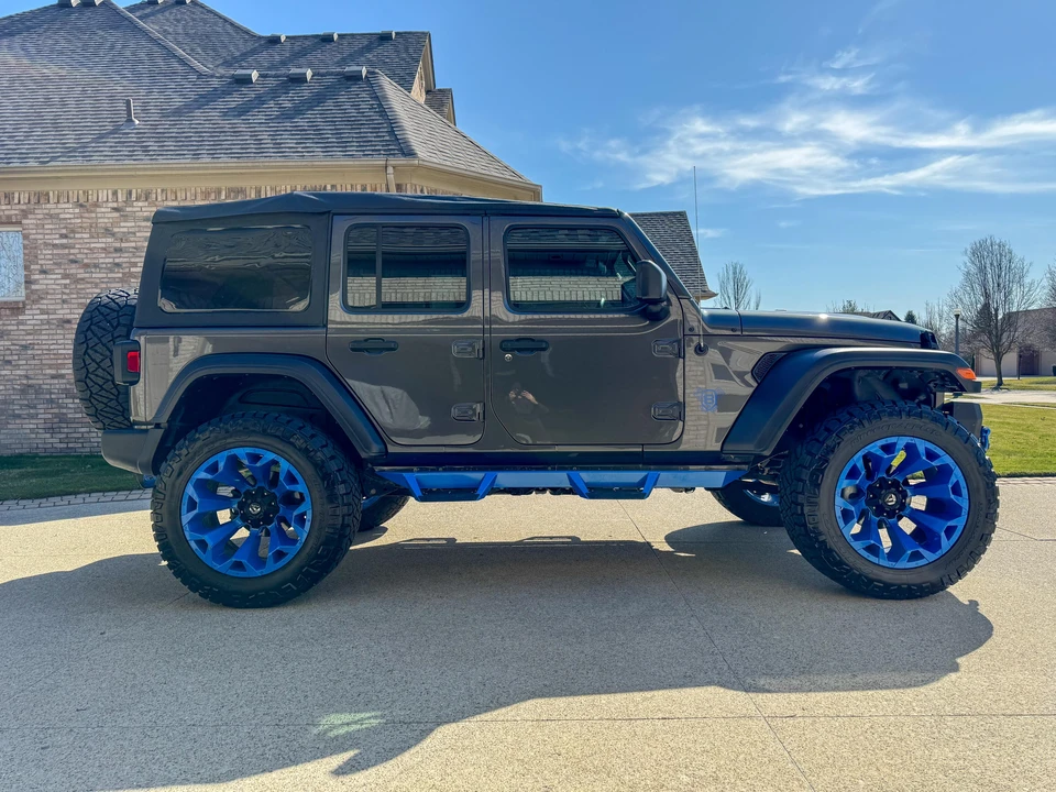 2018 Jeep JL Wrangler - Image 12 of 31