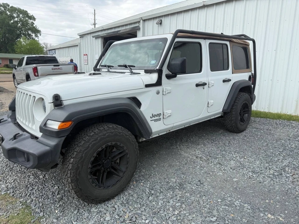 2018 Jeep JL Wrangler - Image 4 of 4