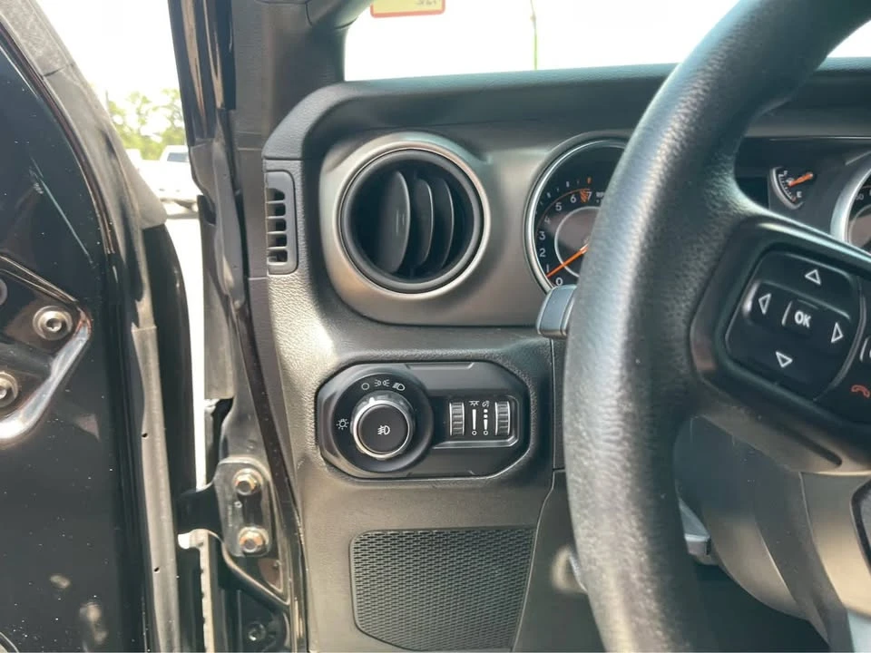 2018 Jeep JK Wrangler - Image 13 of 20